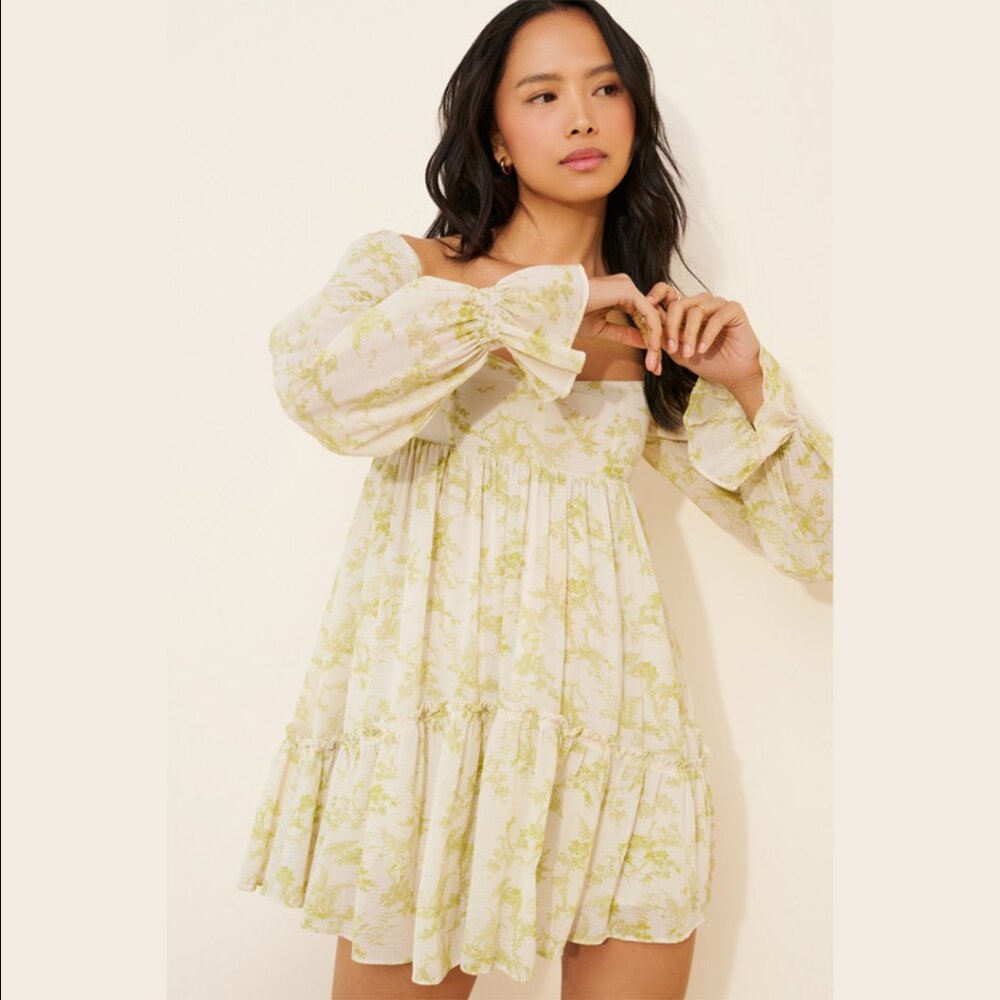 UO Lannette Bow-Back Floral Mini Dress M